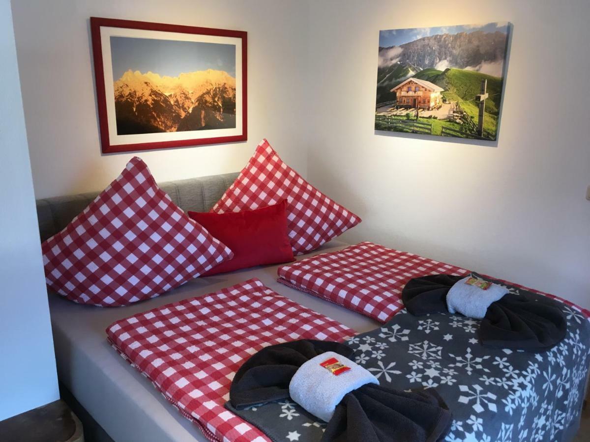 Alpenfreund Appartement Mittenwald Buitenkant foto